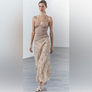 (NWT see description) ZARA ZW COLLECTION 2024 BEADED EMBROIDERY SKIRT. Size S